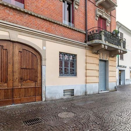 Apartament Al Castello Galliate Zewnętrze zdjęcie