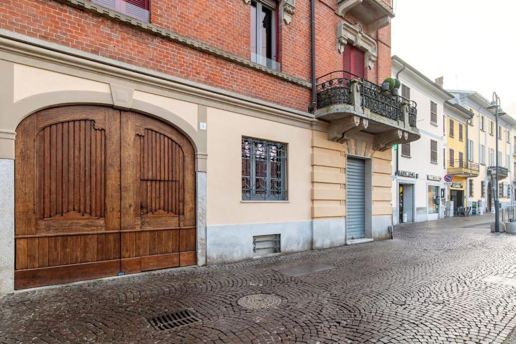Apartament Al Castello Galliate Zewnętrze zdjęcie